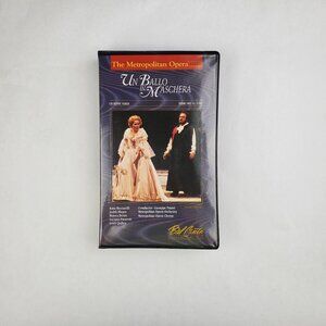 Un Ballo In Maschera: The Metropolitan Opera VHS 1989